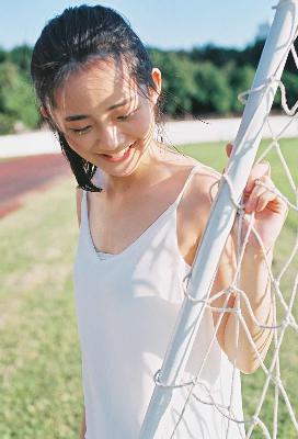 外回り中に突然の大雨一雨宿